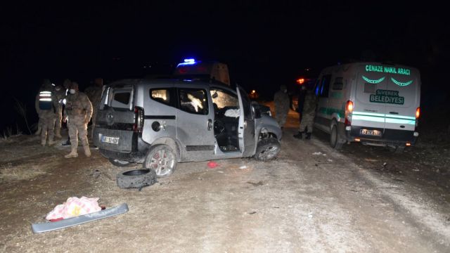 Urfa'da Feci Kaza: 2 Ölü, 6 Yaralı