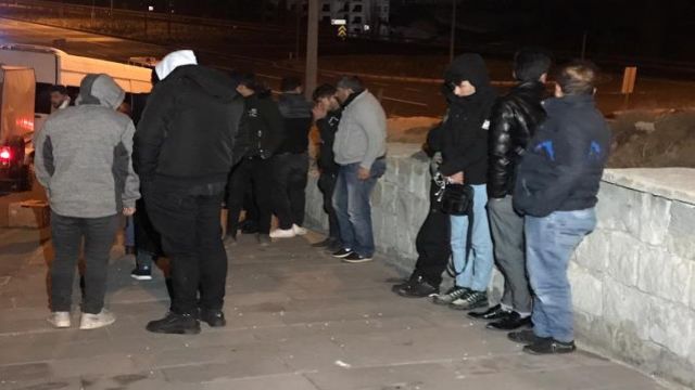 Urfa'dan Giden Göçmenler Kayseri'de Yakalandı