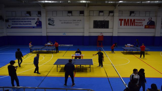 Viranşehir’de tenis turnuvası düzenlendi