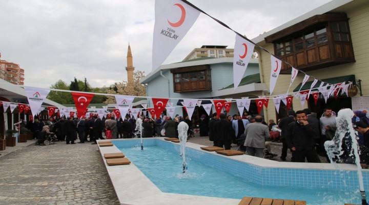 Şanlıurfa'da "Yaşam Sokağı Sosyal Çarşısı" açıldı