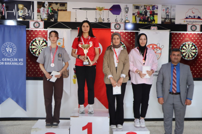 23 Nisan Başkanlık Kupası Dart Turnuvası Tamamlandı
